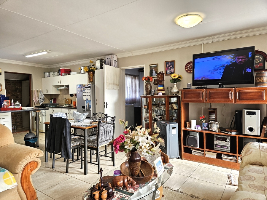 2 Bedroom Property for Sale in C Place Eastern Cape